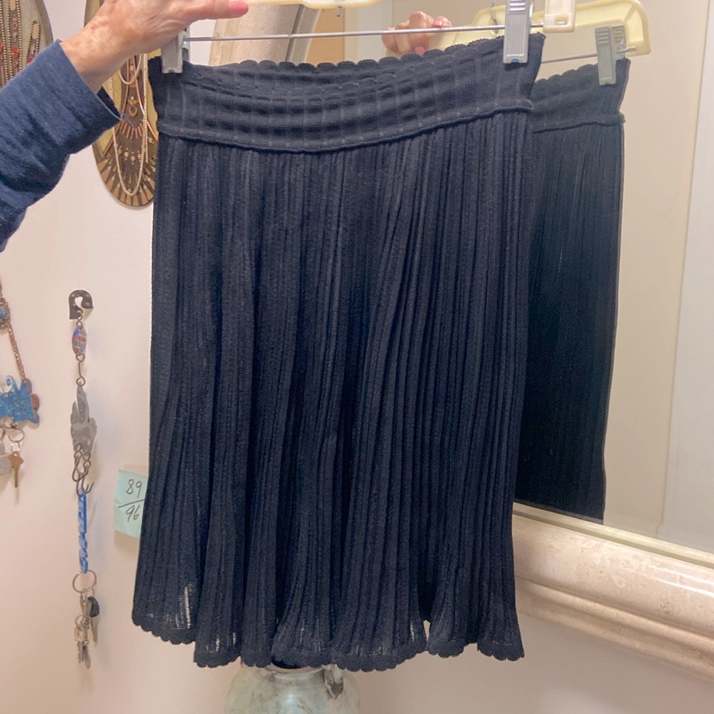 Alaia pleated skirt, black, scalloped waste, knit viscose